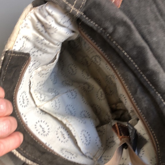 Myra Bag | Rustic Western Canvas Backpack Bag - Picture 4 of 7